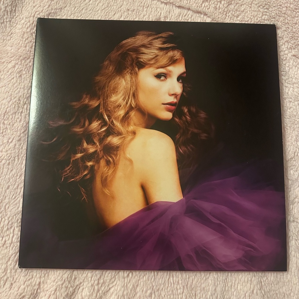 taylor swift speak now record